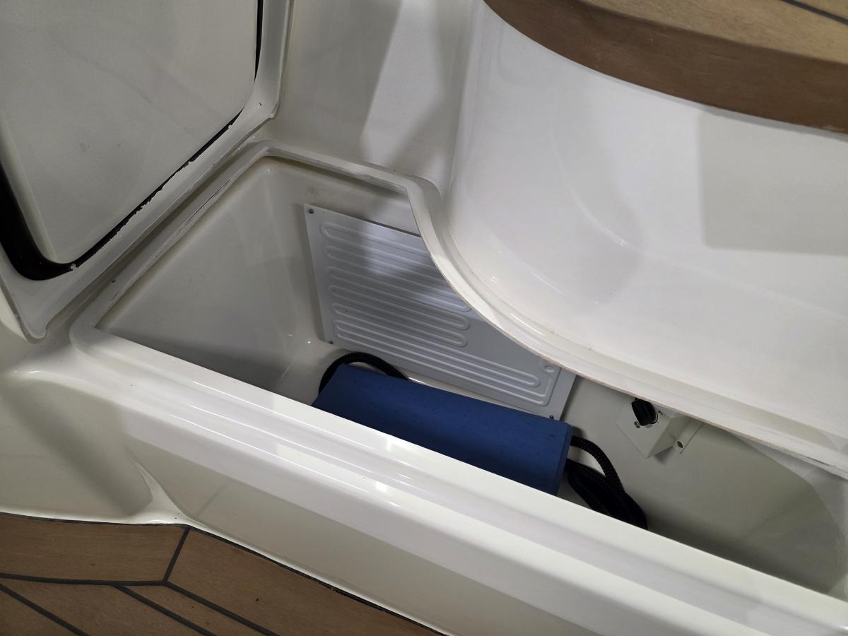 Waterspoor 616 Aviator Te koop bij Bomert watersport Giethoorn