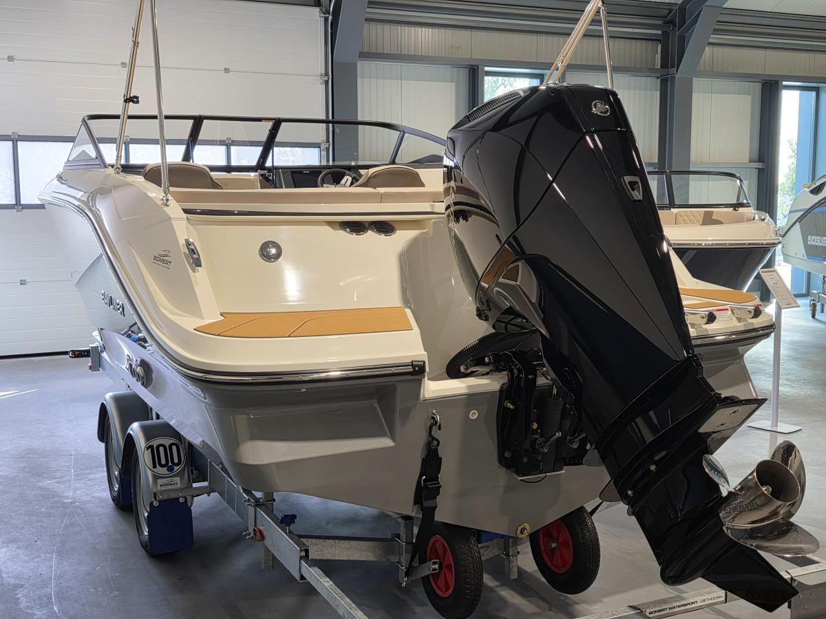 Bayliner V20 Outboard Te koop bij Bomert watersport Giethoorn